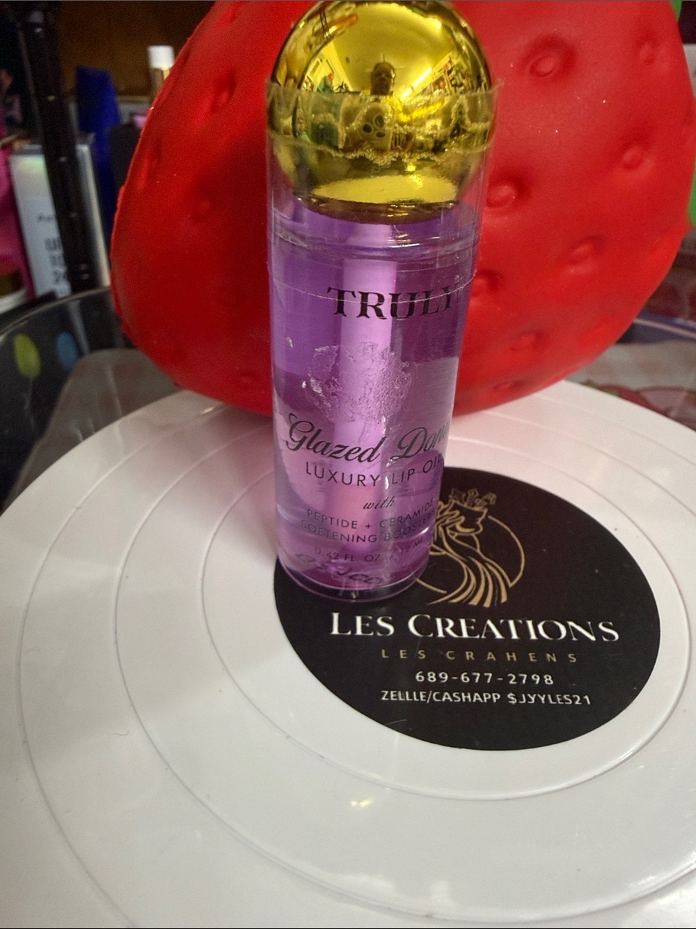 TRULY Glazed Dew Luxury Lip Oil – Gold Cap, Purple Serum